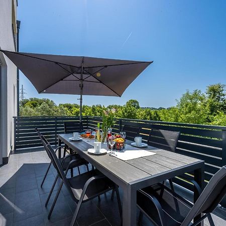 Domus Alba Apartments بولا المظهر الخارجي الصورة