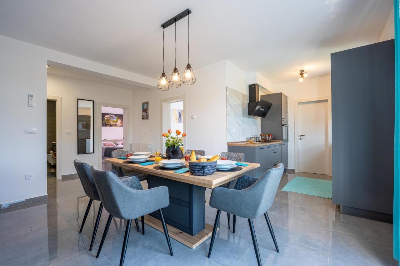 Domus Alba Apartments بولا المظهر الخارجي الصورة