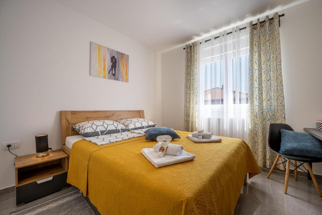 Domus Alba Apartments بولا المظهر الخارجي الصورة